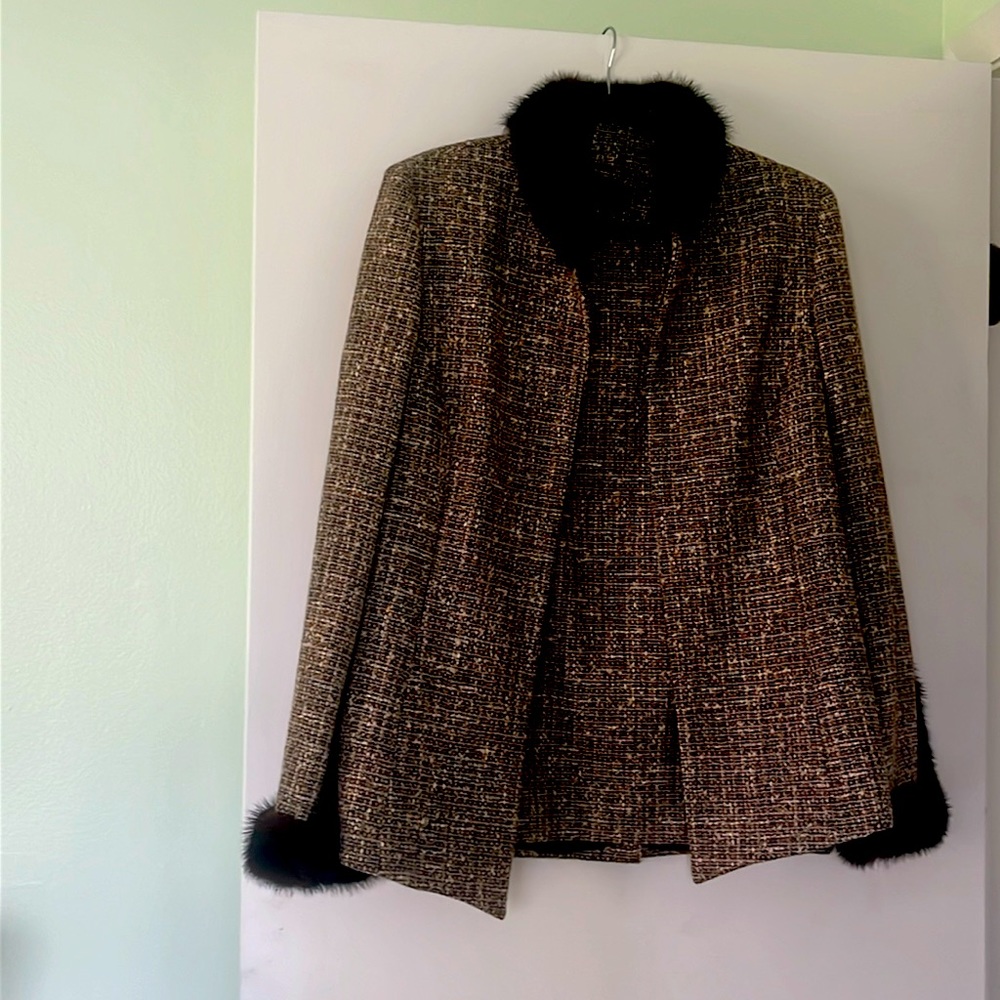 Big Dana Buchman 2pc ladies suit